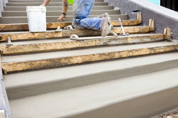 Concrete Steps Pouring in Draper
