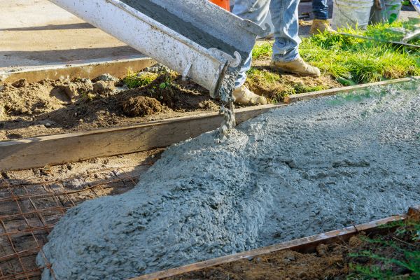 Driveway Concrete Pouring in Draper