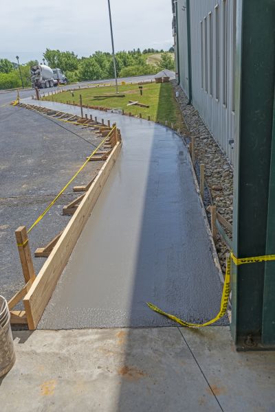 Concrete Sidewalk Paving in Draper